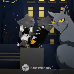 Black Cat Sneakersocken von Many Mornings 2 | Gift ideas for Halloween