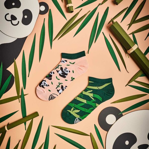 Sweet Panda Sneakersocken von Many Mornings 2 | Calzini sneakers Sweet Panda
