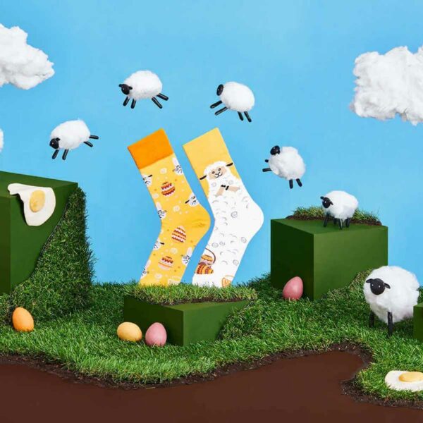 Many Mornings Easter Lamb Schafsocken 2 | Easter Lamb Sheep Socks