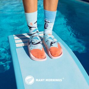 Ocean Life Socken mit Walen von Many Mornings 3 | Geschenkideen